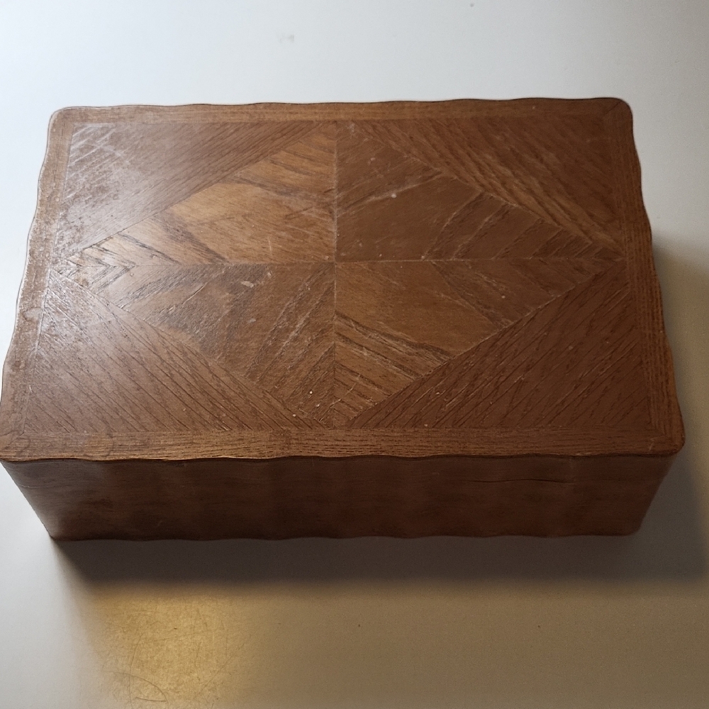 Centurion Wooden Jewelry Box with Geometric Design